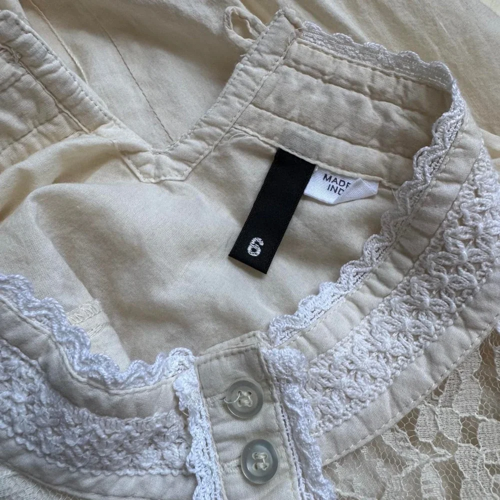 Y2K Lace Ruffle Blouse Women's Size 6 High Neck Seamed Boho Coquette Victorian